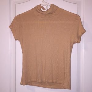 Brandy Melville/ J Galt Short Sleeve Turtle Neck